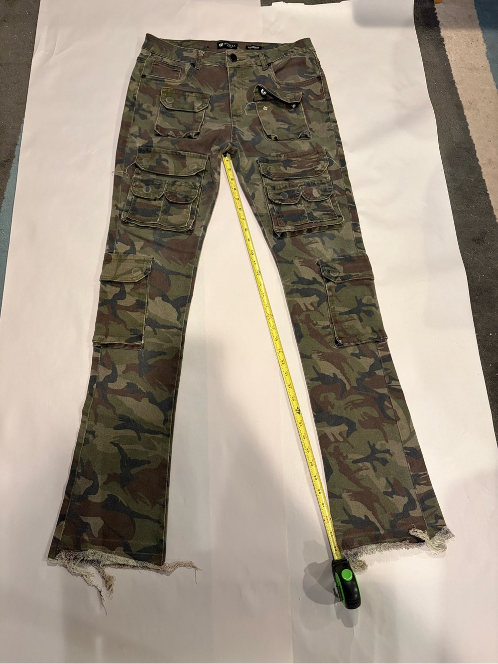 WAIMEA Men's Camouflage Cargo Jeans - Stacked Fit